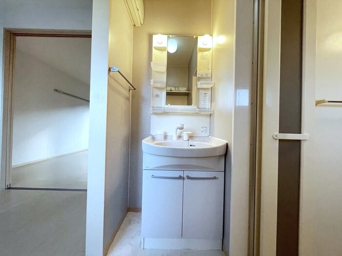 レフィナードの物件内観写真