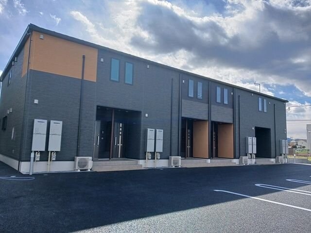 グランシャリオ吉井　四番館の物件外観写真