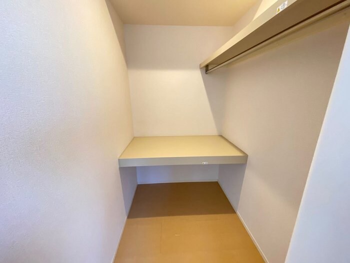 エヌ・ハーレー　Ｂの物件内観写真