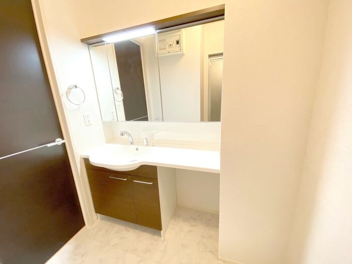 エヌ・ハーレー　Ｂの物件内観写真