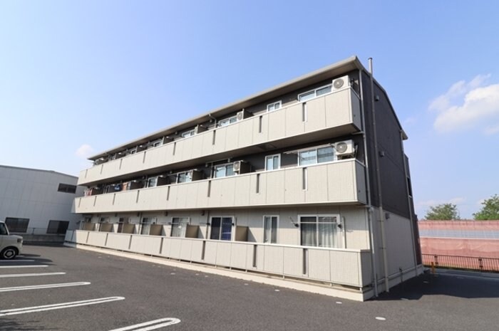 オペラハウス宮子の物件外観写真