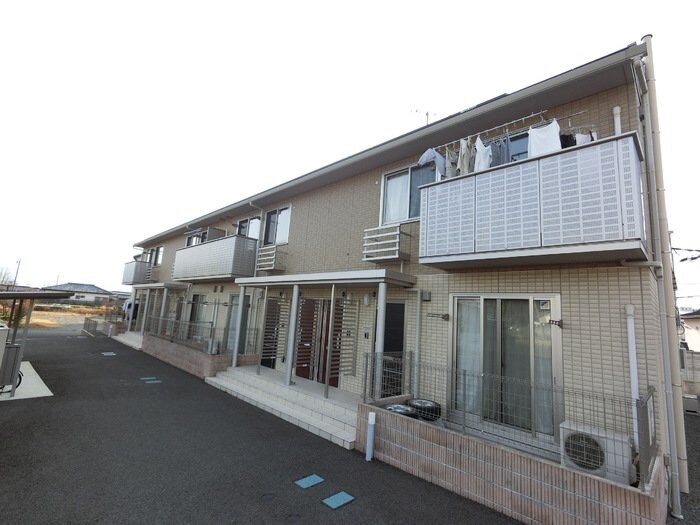 セレーナの物件外観写真