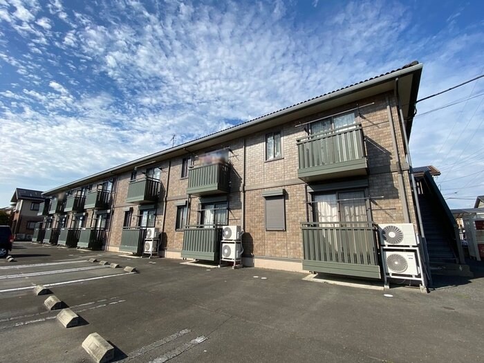 ルリエールの物件外観写真