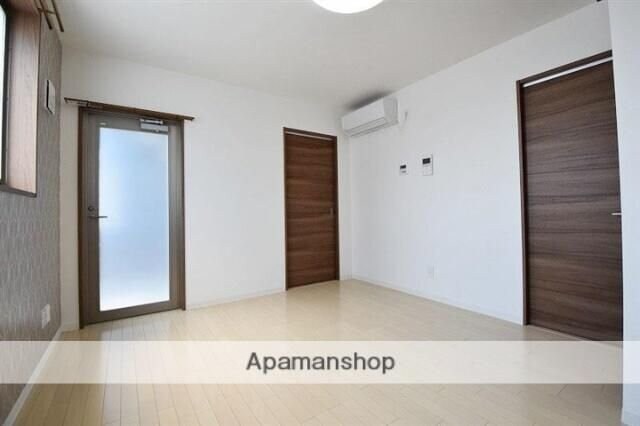 ムーンリバーの物件内観写真