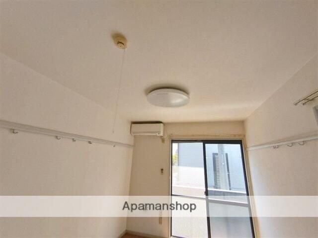 ライヴリＰ・Ｑ・Ｒの物件内観写真