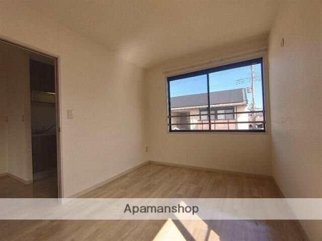 ライヴリタウンの物件内観写真