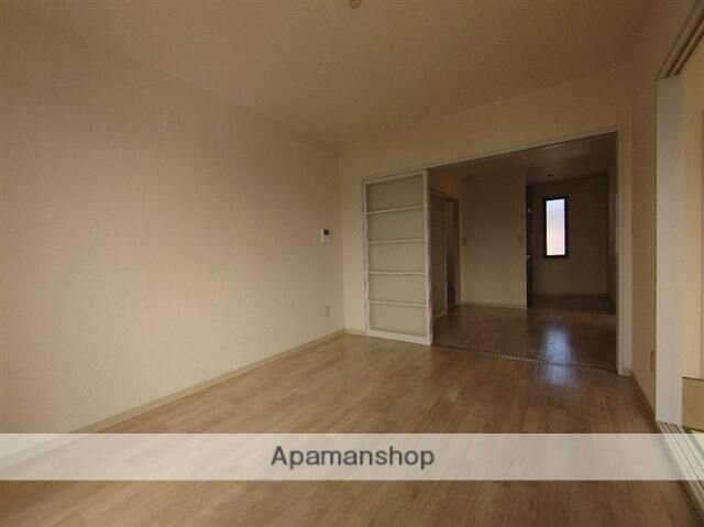 ライヴリタウンの物件内観写真