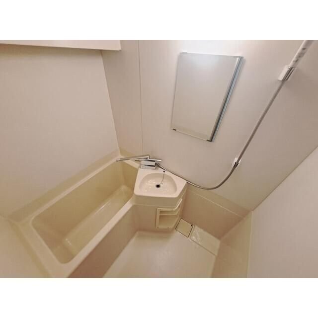 ハイツ荒川の物件内観写真