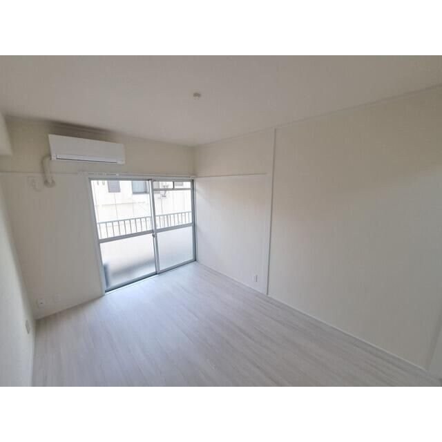 ハイツ荒川の物件内観写真