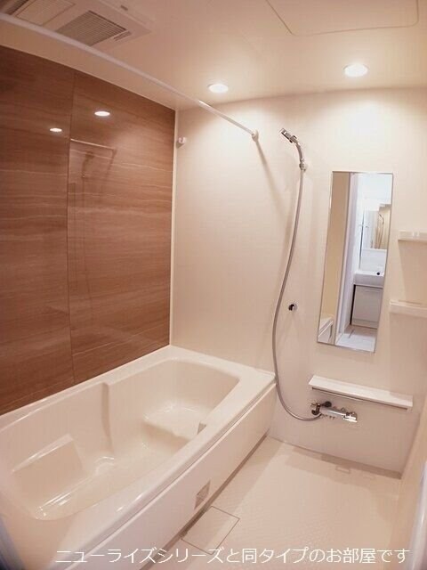 ヒカルサ伊勢崎IIの物件内観写真