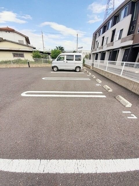 テ・ルサーマＣの物件内観写真