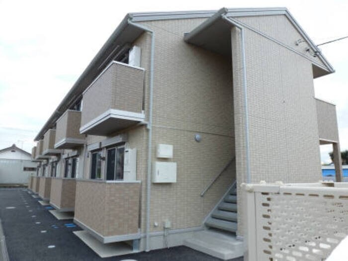 ルミナスの物件外観写真