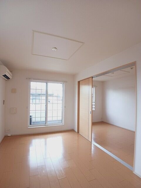 ミニョン・エレガンテの物件内観写真