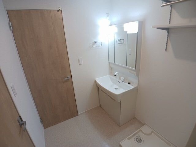 ローレル　カルムの物件内観写真