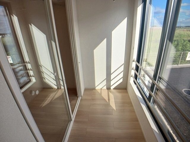 ローレル　カルムの物件内観写真