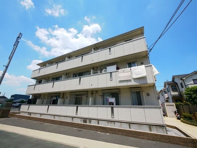 トゥールフルールの物件外観写真