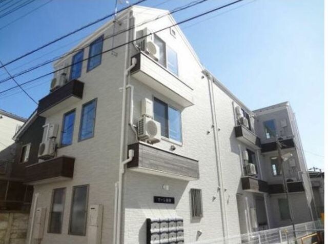 マーレ綾瀬の物件外観写真