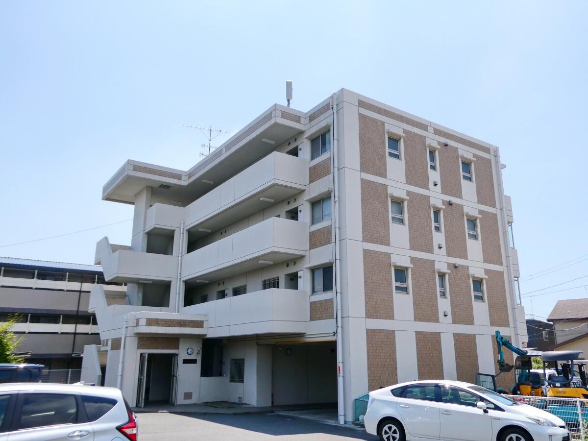 メゾンアイの物件外観写真