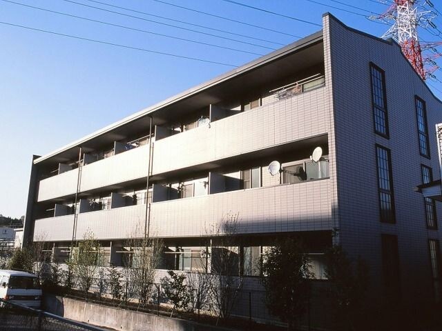 レオパレスセジュールIの物件外観写真