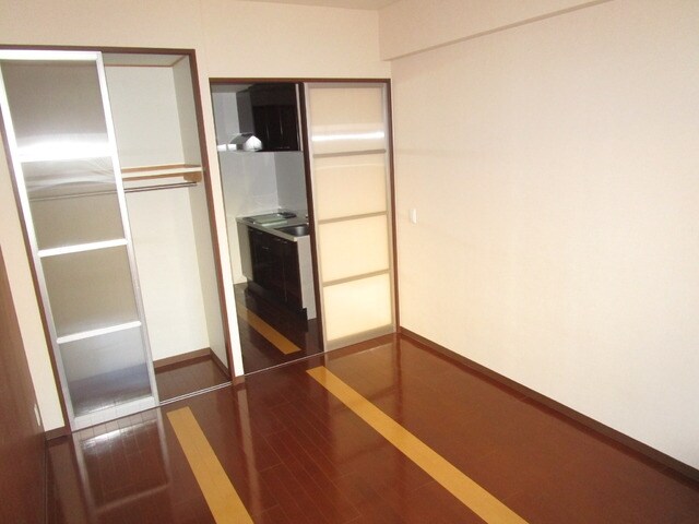 コンソラーレ本厚木の物件内観写真