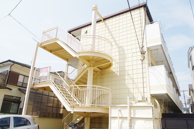 リエス伊勢原の物件外観写真