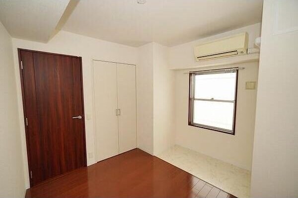 URBAN FLATS中之島の物件内観写真