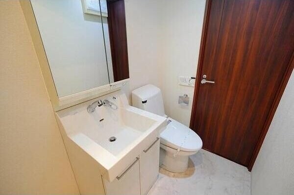URBAN FLATS中之島の物件内観写真