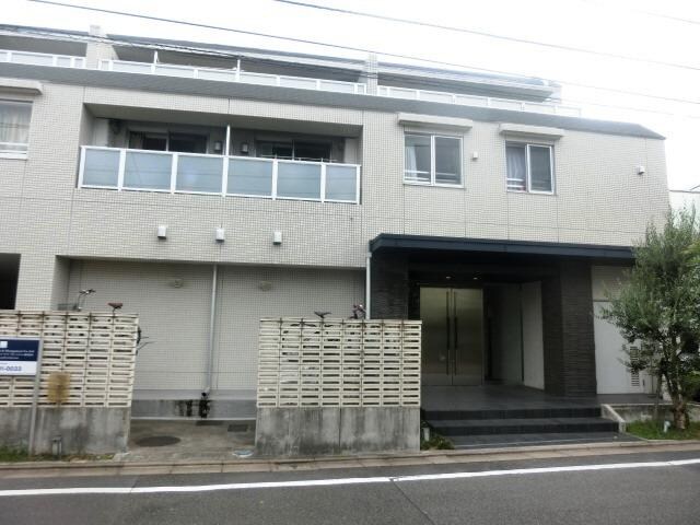 エスティメゾン都立大学の物件外観写真