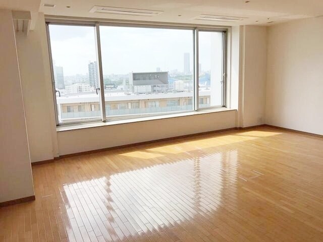 青山パークタワーの物件内観写真