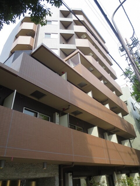 クレイシア世田谷野沢の物件外観写真