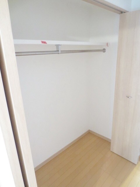 クレイシア世田谷野沢の物件内観写真