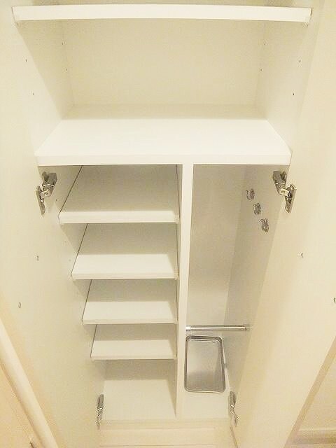 メイクスデザイン東新宿の物件内観写真