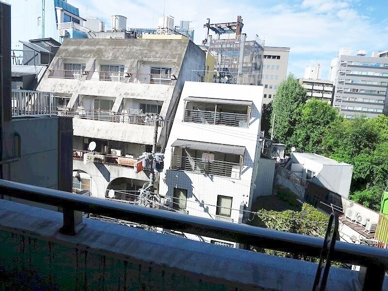 カスタリア新宿御苑の物件内観写真