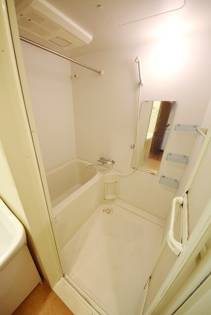 Ｌ－Ｆｌａｔ田町の物件内観写真