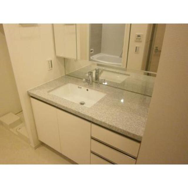 ザ・パークハウス　西新宿タワー６０の物件内観写真