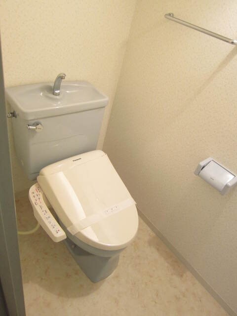 コロネード春日の物件内観写真