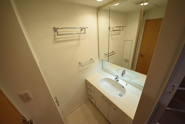 河田町ガーデン　クラブフロアの物件内観写真