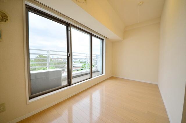 キャパシタス中野の物件内観写真