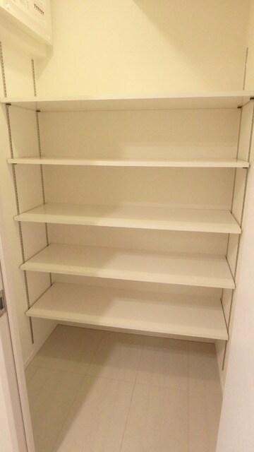 コンフォリア新宿イーストサイドタワーの物件内観写真