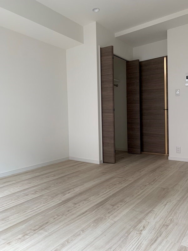 メイクスデザイン学習院下の物件内観写真