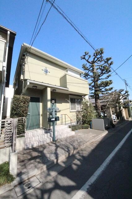 ＳＡＬＬＥ　ＤＥ　ＲＥＰＯＳの物件外観写真