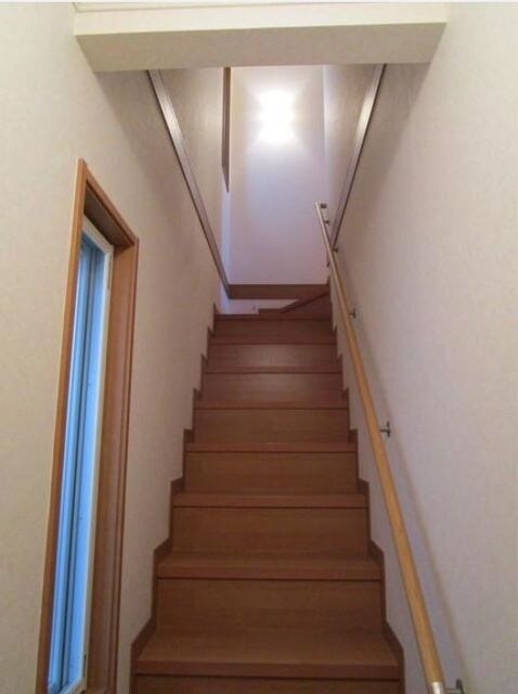 ＳＡＬＬＥ　ＤＥ　ＲＥＰＯＳの物件内観写真