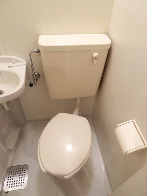 ブルーハイネス落合の物件内観写真