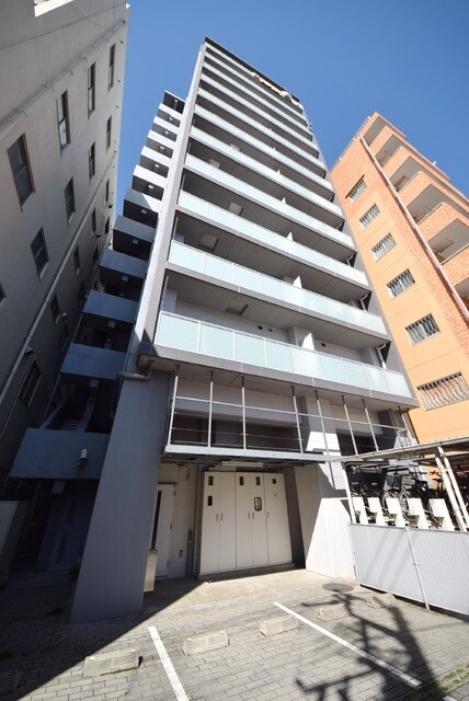 ＬａＳａｎｔｅ千駄木の物件外観写真