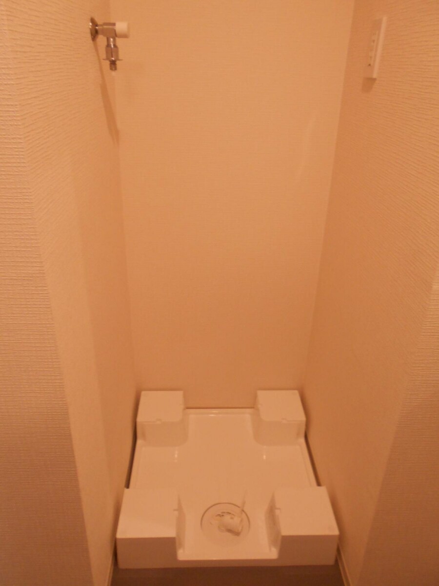 ＯＮＥ　ＲＯＯＦ　ＦＬＡＴ　ＮＩＳＨＩＷＡＳＥＤＡの物件内観写真