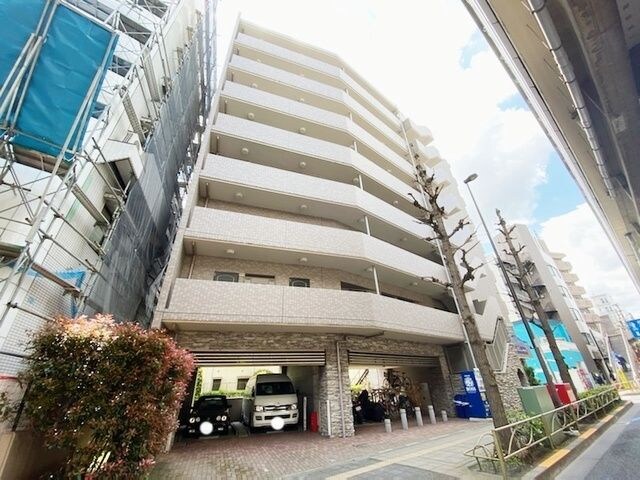 ガラ・シティ駒沢大学の物件外観写真