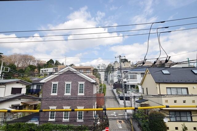 スカイコートグランデ成城の物件内観写真