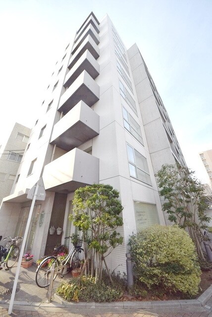 ラティエラ成城学園前の物件外観写真