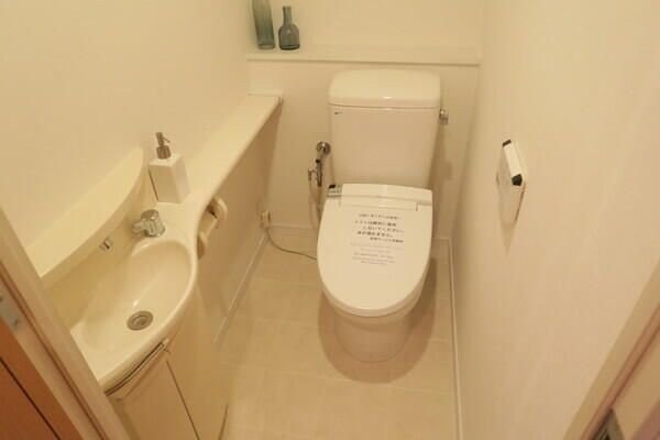 河田町ガーデン　クラブフロアの物件内観写真