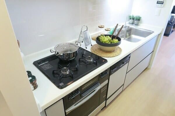 河田町ガーデン　クラブフロアの物件内観写真